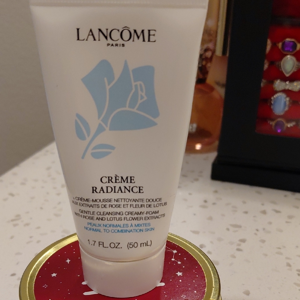 Lancôme Crème Radiance Gentle Cleansing Creamy-Foam Face Wash